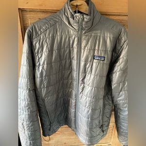 Patagonia Mens Lightweight Puffer Jacket